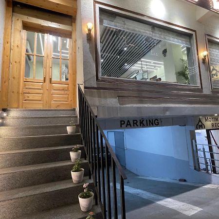 Motimahal Inn Халдвани Экстерьер фото